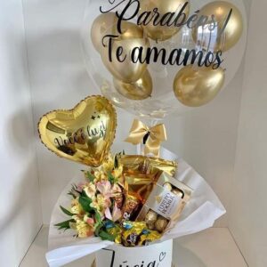 Box luxo com cholates e balões personalizados